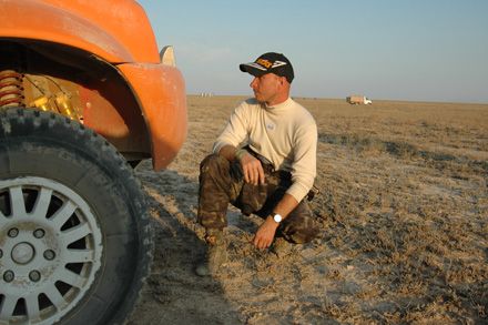 Ралли «Шелковый путь»: Mitsubishi украинцев из оранжевого стал белым