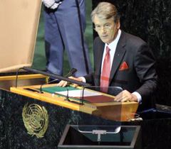 Виктор Ющенко выступает на дебатах 64-ой сессии Генеральной Ассамблеи ООН в Нью-Йорке.  23 сентября