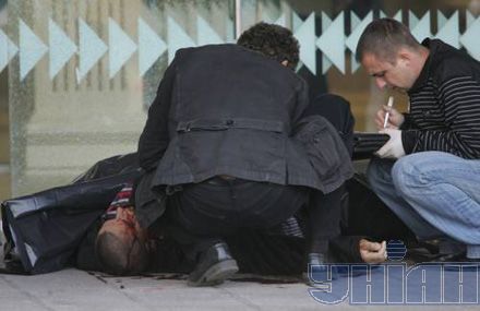 В Киеве расстреляли владельца ТЦ, жена - в заложниках (добавлены фото)