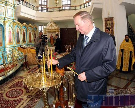 Леонид Кучма на освящении церквей на малой родине (фото)
