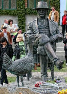 Новый памятник основателю 'Аскании-Нова' (фото)