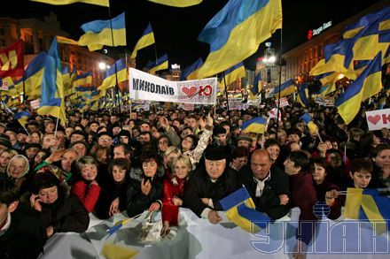 Тимошенко пошла в Президенты с Майдана, потому что главное – не рушники (фоторепортаж)