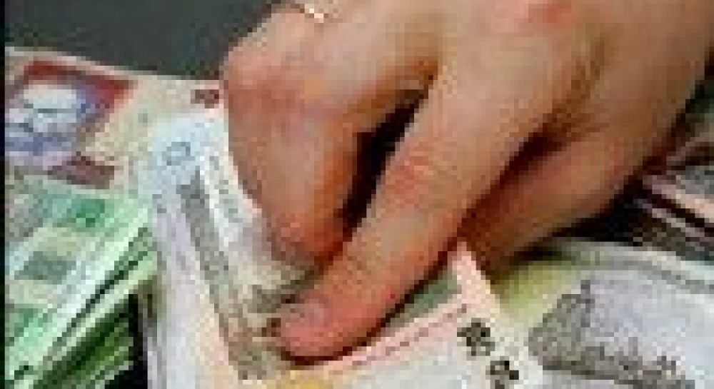 Банки лишаются опоры - население тратит последнее…