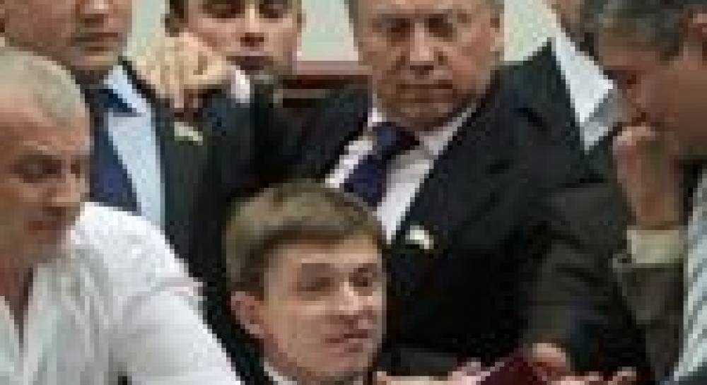 Драка в Киевсовете: против боксера Кличко - борец Тедеев и баскетболист Волков (фоторепортаж)