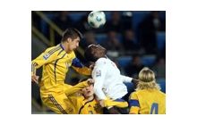 Ukraine beat 10-man England to boost 2010 hopes