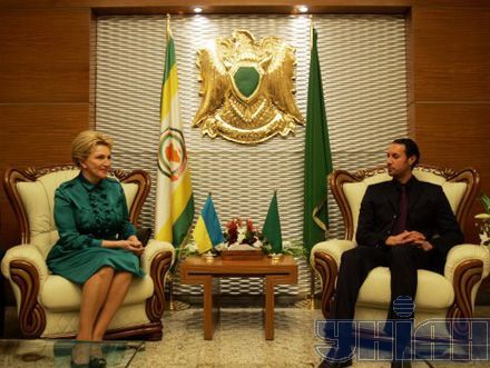 Богатирьова  прибула з робочім візитом  до Лівії на запрошення  сина Каддафі, радника з питань національної безпеки Лівії Мутассіма Кадафі