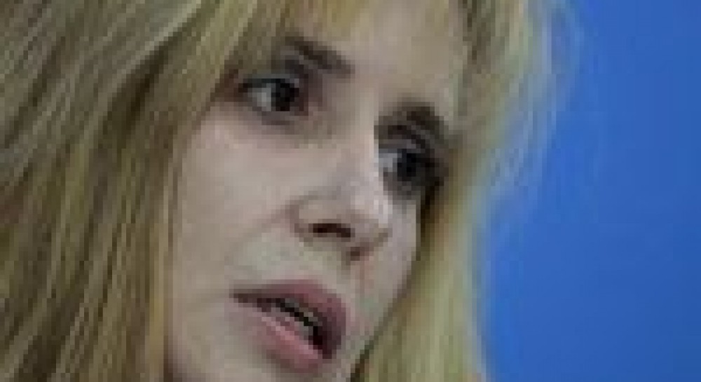 ОЛЕНА ПОЛЮХОВИЧ ПРИЙШЛА В УНІАН ДОВЕСТИ, ЩО ВОНА ПСИХІЧНО ЗДОРОВА