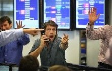 Межбанк: к 12:00 доллар торгуется на уровне 7,9230/7,9255 грн.