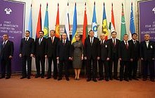 Прем`єри країн СНД домовилися разом боротися з кризою