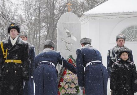 Открытие памятника всем погибшим кадетам и лицеистам (фото)