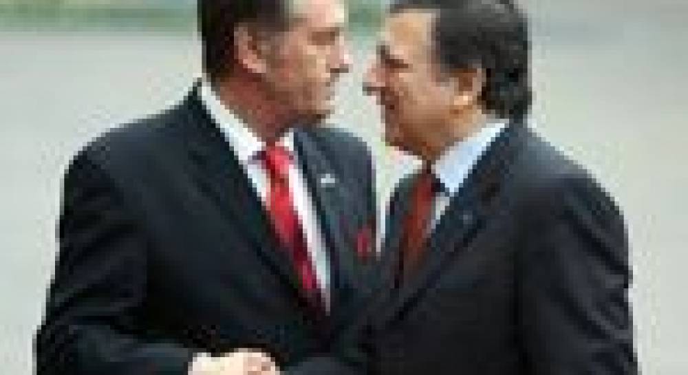 Віхи тижня: ЄС знущається, Путін повчає, Ющенко пробує себе в ролі бульдога