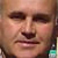 сыр дороже, чем настоящий сыр в Голландии?
