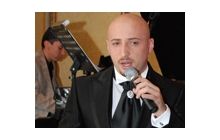 Василий Лазарович: Поеду на Евровидение – спасать Европу от кризиса с мужчинами