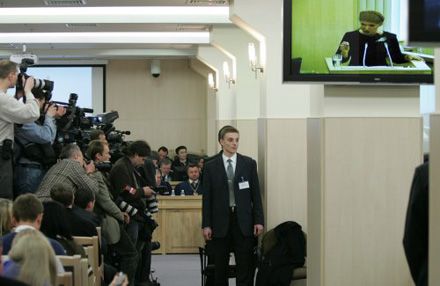 Судный день: Тимошенко, “как простой человек”, просит объективности (фоторепортаж)
