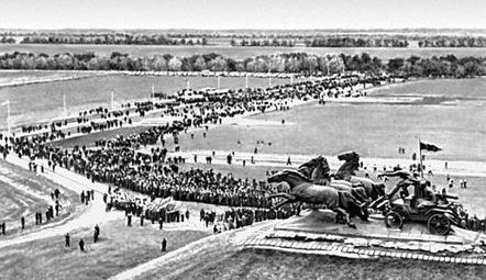 1970 р., святкування 50-річчя розгрому Врангеля. Фото з сайту БСЕ