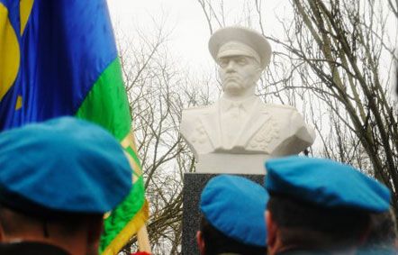 Открытие памятника Василию Маргелову (фото)