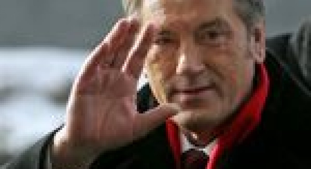 Ющенко каже, що українцям буде соромно за свій вибір. Фоторепортаж з VIP-голосування