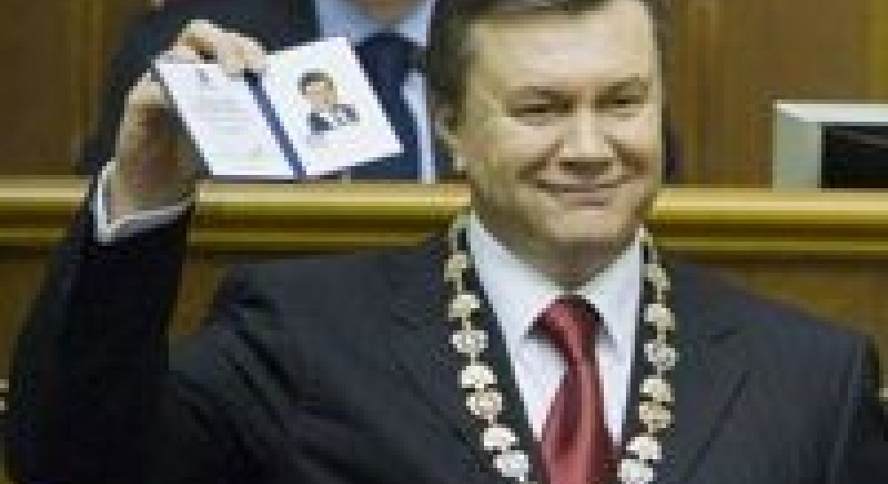 Инаугурация Януковича: перед новым президентом закрылись двери в парламент (фоторепортаж)