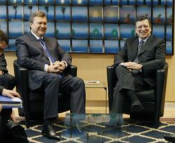 Виктор Янукович и Жозе Мануель Баррозу 