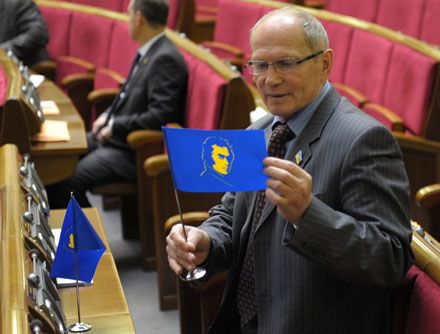 Нардепы Кириленко напомнили Раде о памятной дате (фото)