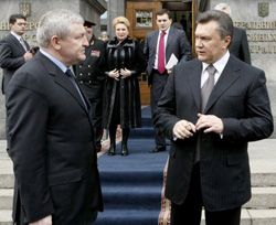 Ежель, Янукович