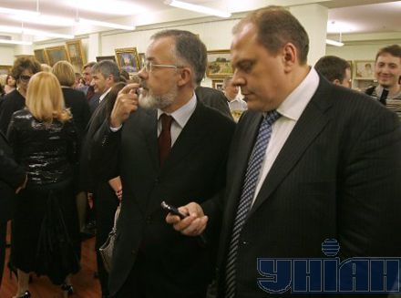 Министры Дмитрий Табачник и Михаил Кулиняк