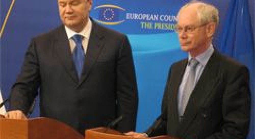 Європа роздала аванси