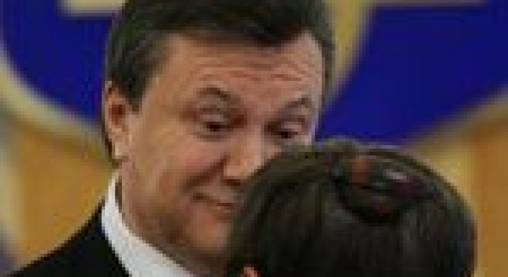 Американцы сравнивают Януковича с Бушем, Техас - с Донецком