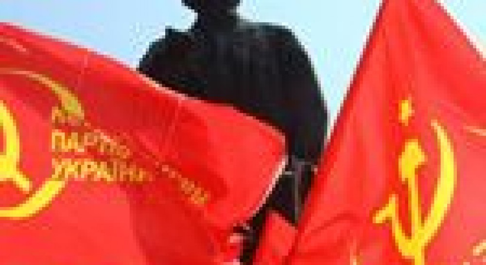 Віхи тижня. Комуністи сіли на фінансові потоки, Азаров повернувся з Москви ні з чим