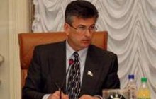 Онопенко просить Януковича відкласти антикорупційні закони