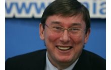 Луценко пойдет на выборы с Тимошенко и Яценюком