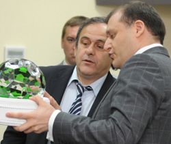 Платини, Добкин