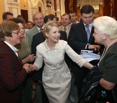 Юлия Тимошенко во время рабочего визита в Сумскую область. 28 мая 