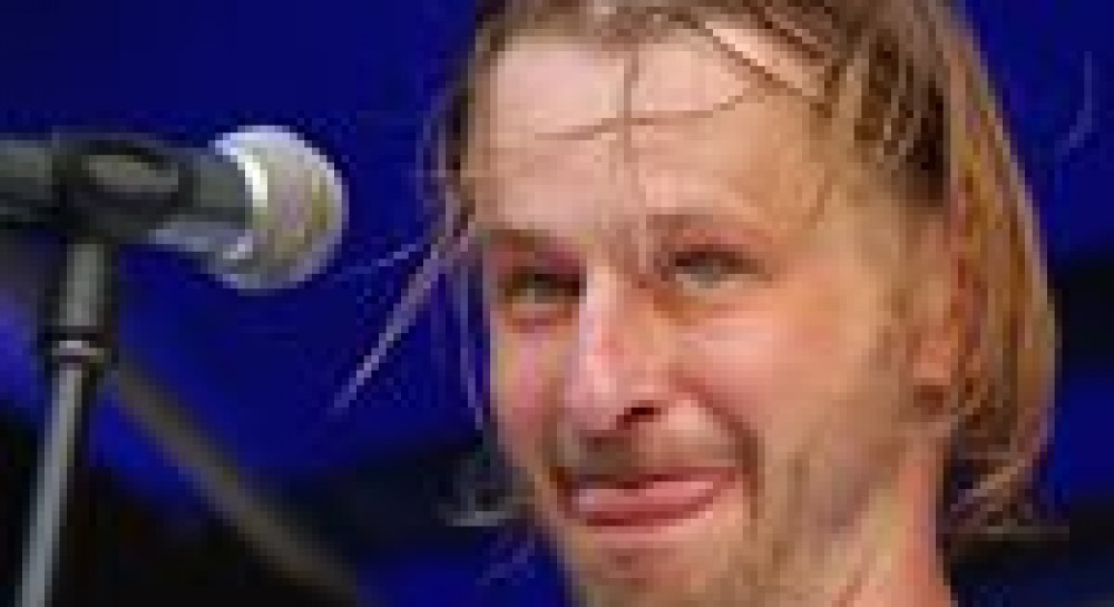 «Мертвий півень» пообіцяв допомогти політикам яйцями