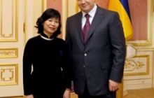 Янукович прийняв вірчі грамоти від послів семи держав