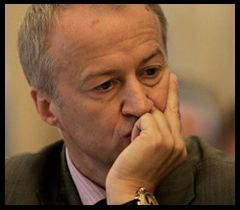 9 червня на 54-му році життя помер депутат Київради від БЮТ Олександр Зінченко