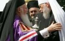 Патриарх Варфоломей призвал неканонические украинские церкви к объединению с УПЦ