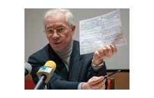 Азаров собирается договариваться с Фирташем и Газпромом