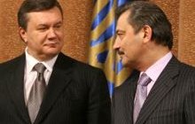 Януковича дернут из отпуска стратегией Крыма