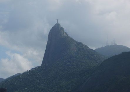 Христос из Рио принял следующий чемпионат мира по футболу (фото)