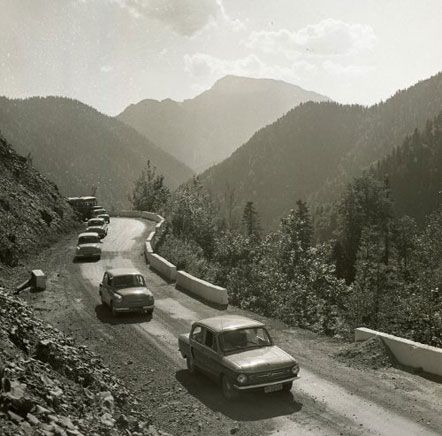 Испытания «ЗАЗ-965» на горных дорогах, в Ялте (Крым), август 1962 г. 