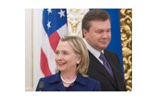 “Генеральный секретарь” США Хиллари Клинтон: Америка остается с Украиной