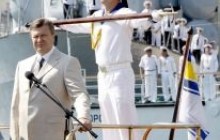 Янукович: завдання - створити сильний флот