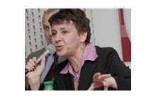 Оксана Забужко: На каком основании пацаны с баблом решают судьбу 46-миллионной нации до 2042 года?