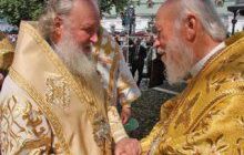 Патріарх Кирил закликає митрополита Володимира не боятися наклепів