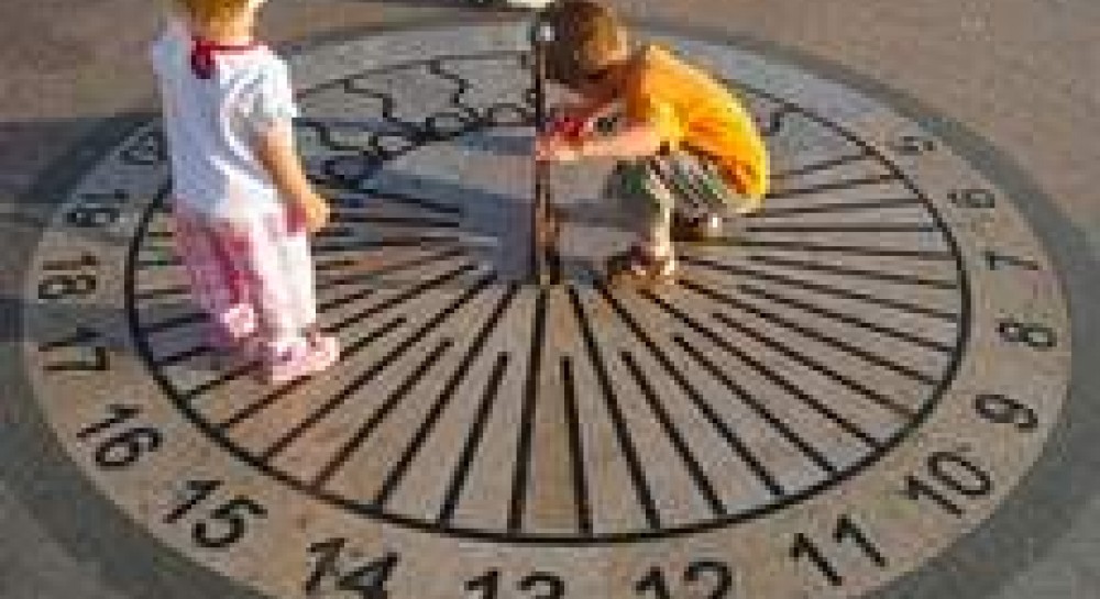 солнечные часы для метеоплощадки в детском саду. маф солнечные часы.