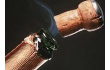Ученые научно доказали, что шампанское нужно охлаждать