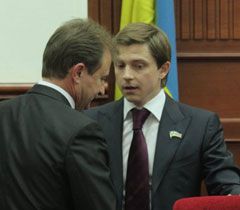 Олесь Довгий и Александр Попов во время заседания Киевсовета. 9 сентября