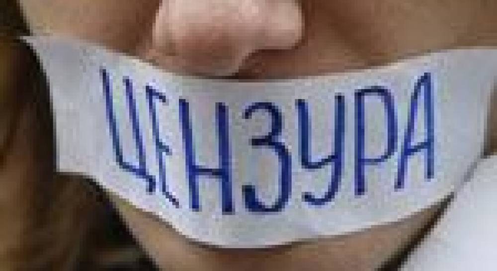 Янукович спросил, где факты давления на прессу? – ему их предоставили
