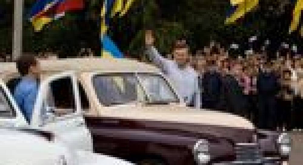 Янукович и Медведев устроили царское развлечение